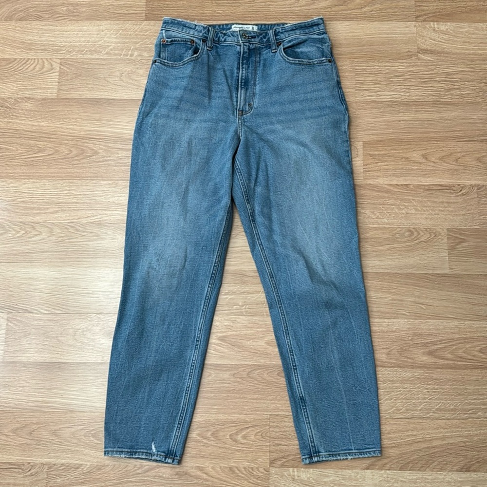 Abercrombie Mom Jeans